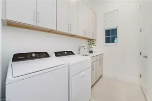 14391 Laguna Spgs Ln, Naples, FL 34114 - Photo 23