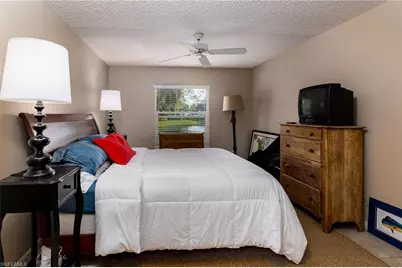 109 Wading Bird Cir #V-104, Naples, FL 34110 - Photo 9