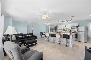 4902 Seville Ct, Cape Coral, FL 33904 - Photo 15