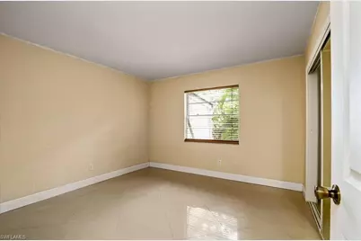 4300 Gulfstream Dr #1B, Naples, FL 34112 - Photo 11