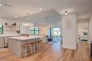 577 98th Ave N, Naples, FL 34108 - Photo 3