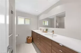 516 Neapolitan Ln, Naples, FL 34103 - Photo 29