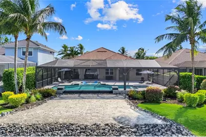 9075 Breakwater Dr, Naples, FL 34120 - Photo 35