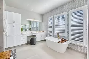 12169 Eucalyptus Wy, Naples, FL 34120 - Photo 23