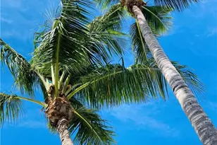 1016 7th St S, Naples, FL 34102 - Photo 17