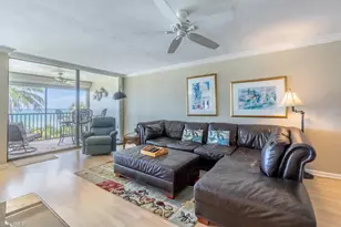 10475 Gulf Shore Dr, Naples, FL 34108 - Photo 7