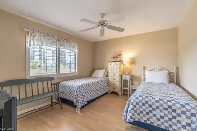 10475 Gulf Shore Dr #122, Naples, FL 34108 - Photo 21