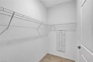 2074 Tamarron Ln, Naples, FL 34120 - Photo 11