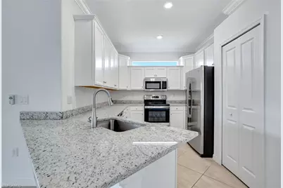 2074 Tamarron Ln, Naples, FL 34120 - Photo 7