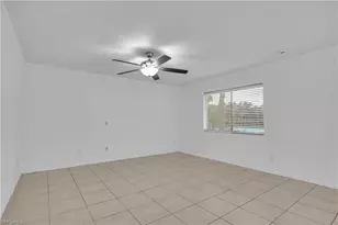 4601 Bayshore Dr, Naples, FL 34112 - Photo 9