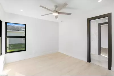 5105 Berkeley Dr, Naples, FL 34112 - Photo 15