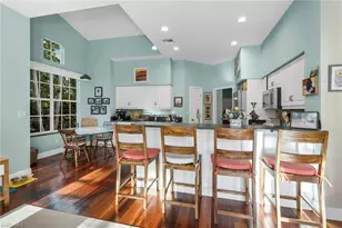 763 Glendevon Dr, Naples, FL 34105 - Photo 7