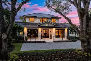 349 2nd Ave N, Naples, FL 34102 - Photo 3