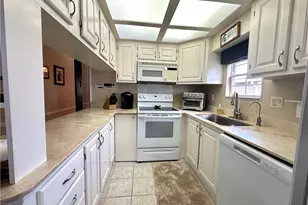 4720 Candlestick Ct W, Estero, FL 33928 - Photo 15