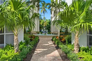 1300 Gulf Shore Blvd N, Naples, FL 34102 - Photo 23