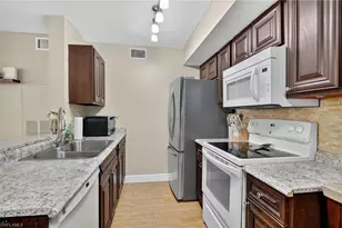 12700 Equestrian Cir, Fort Myers, FL 33907 - Photo 7