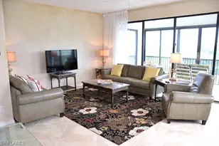 7040 Pelican Bay Blvd, Naples, FL 34108 - Photo 3