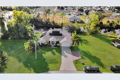 3922 NE 23rd Pl, Cape Coral, FL 33909 - Photo 3