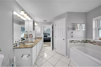 3922 NE 23rd Pl, Cape Coral, FL 33909 - Photo 15