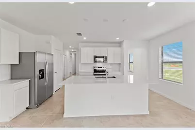 1002 Caloosa Breeze Dr, Labelle, FL 33935 - Photo 3