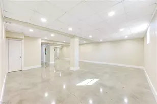 9976 Puopolo Ln, Bonita Springs, FL 34135 - Photo 29