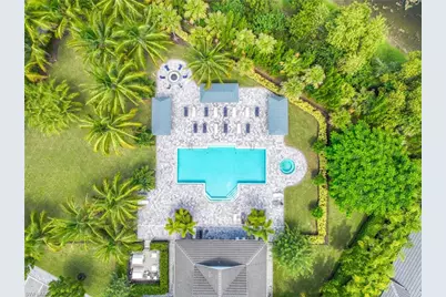 2322 Marquesa Cir, Naples, FL 34112 - Photo 29