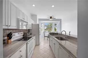 2710 Cypress Trace Cir, Naples, FL 34119 - Photo 11