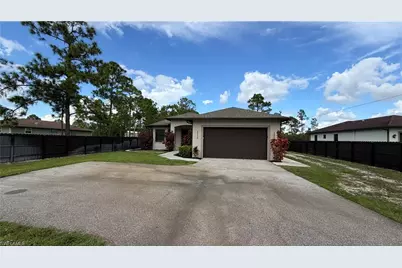 2725 56th Ave NE, Naples, FL 34120 - Photo 3
