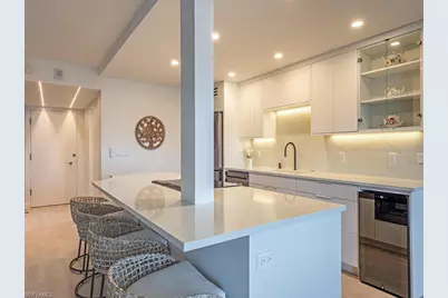 3410 Gulf Shore Blvd N #202, Naples, FL 34103 - Photo 5