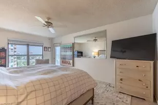 4451 Gulf Shore Blvd N, Naples, FL 34103 - Photo 17