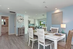 595 Wedge Dr, Naples, FL 34103 - Photo 9