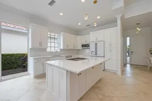 3833 Huelva Ct, Naples, FL 34109 - Photo 3