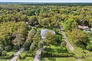 391 8th St SE, Naples, FL 34117 - Photo 3