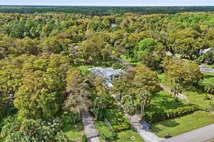 391 8th St SE, Naples, FL 34117 - Photo 5