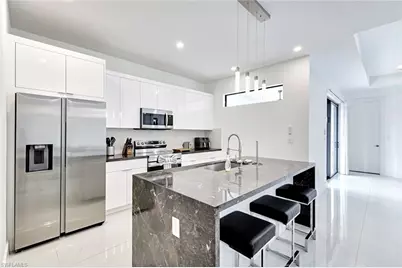 502 SW 25th Pl, Cape Coral, FL 33991 - Photo 25