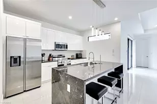 502 SW 25th Pl, Cape Coral, FL 33991 - Photo 25