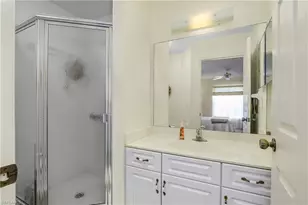 721 Landover Ct, Naples, FL 34104 - Photo 9