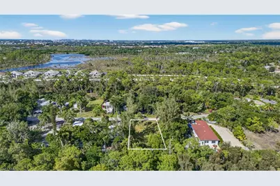 2650 Holly Ave, Naples, FL 34112 - Photo 3