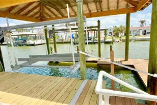 132 Egret St, Fort Myers Beach, FL 33931 - Photo 5