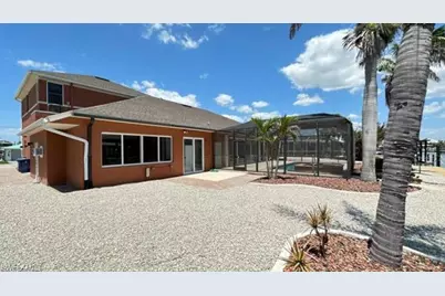 132 Egret St, Fort Myers Beach, FL 33931 - Photo 7