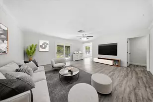 360 Desoto Blvd S, Naples, FL 34117 - Photo 3