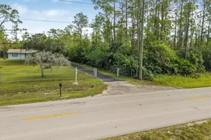 360 Desoto Blvd S, Naples, FL 34117 - Photo 25