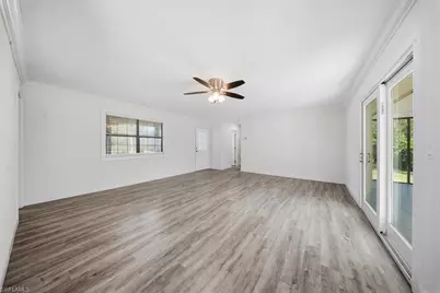 360 Desoto Blvd S, Naples, FL 34117 - Photo 13