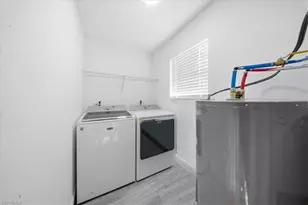 360 Desoto Blvd S, Naples, FL 34117 - Photo 21