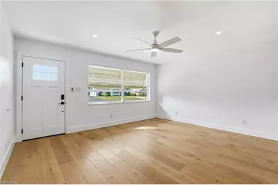 1205 Hilltop Dr, Naples, FL 34103 - Photo 17