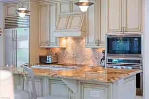 215 5th St S, Naples, FL 34102 - Photo 3