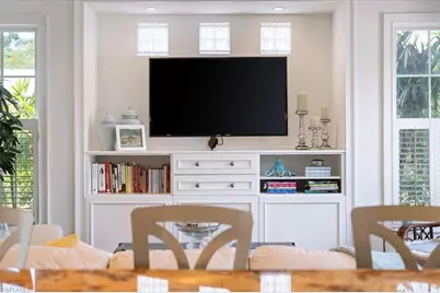 215 5th St S, Naples, FL 34102 - Photo 19