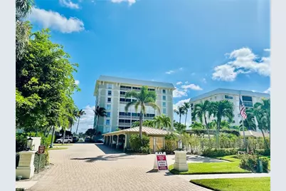 2750 Gulf Shore Blvd N #602, Naples, FL 34103 - Photo 19