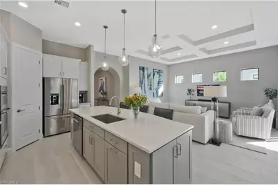 9815 Everglades Dr, Naples, FL 34120 - Photo 7