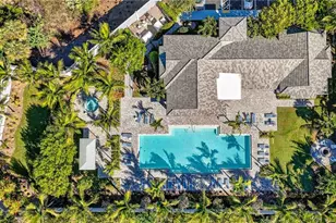 2554 Seychelles Dr, Naples, FL 34112 - Photo 37